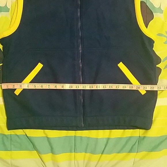 Vest - Picture 5 of 5